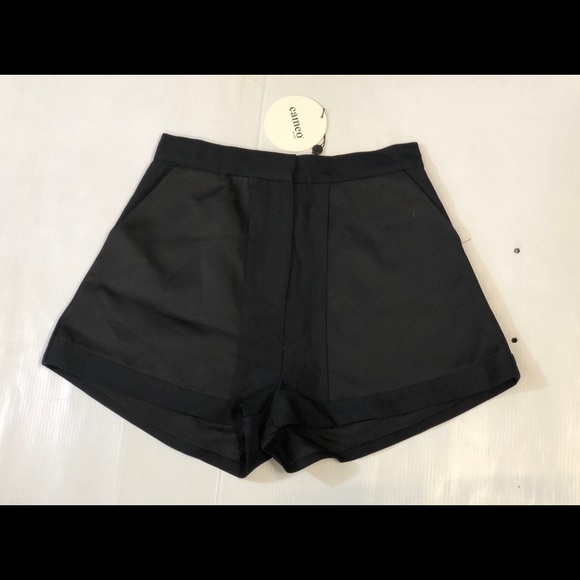 Nasty Gal Cameo Black High-Waisted Short Size M - Picture 6 of 11